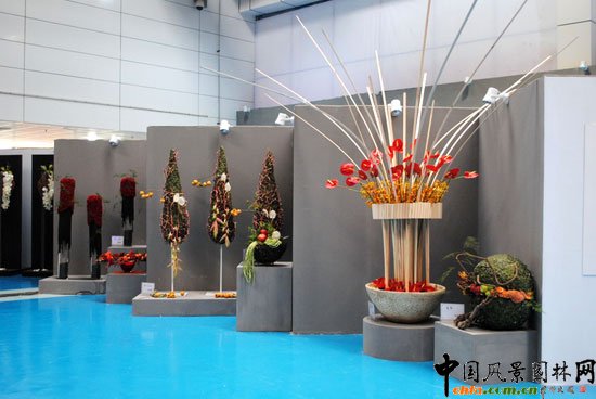 ���ߌû�����(hu��)(����)�҃�(n��i)չ--��ˇ�^(q��)