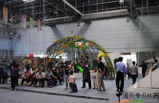 ���ߌû�����(����)�҃�(n��i)չ--����չ�^(q��)