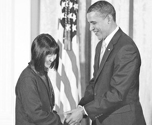 女建筑師林纓--奧巴馬為她頒發(fā)國(guó)家藝術(shù)獎(jiǎng)