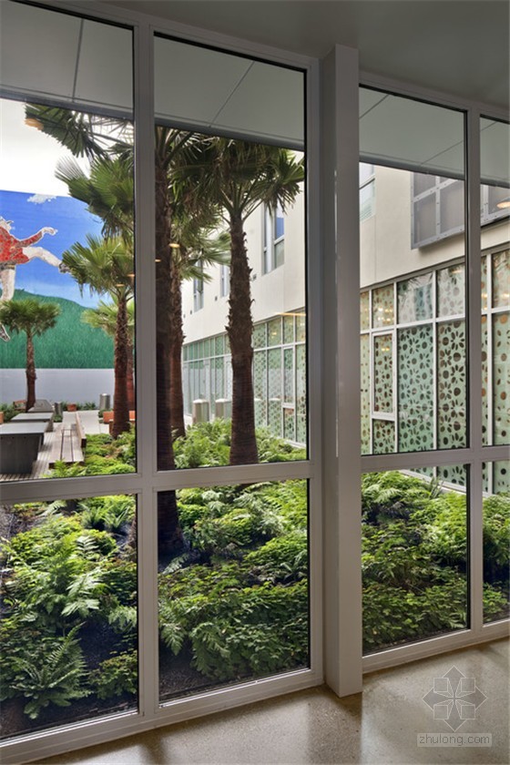 美國(guó)加利福尼亞理查森公寓景觀花園