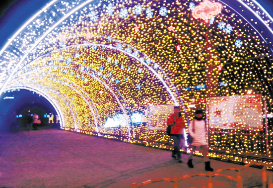 銀河廣場的炫彩花徑