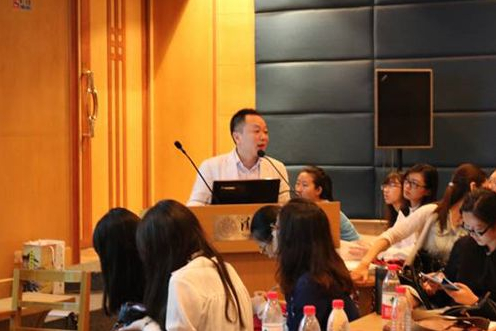 北京工業大學建筑與城市規劃學院副教授李華東