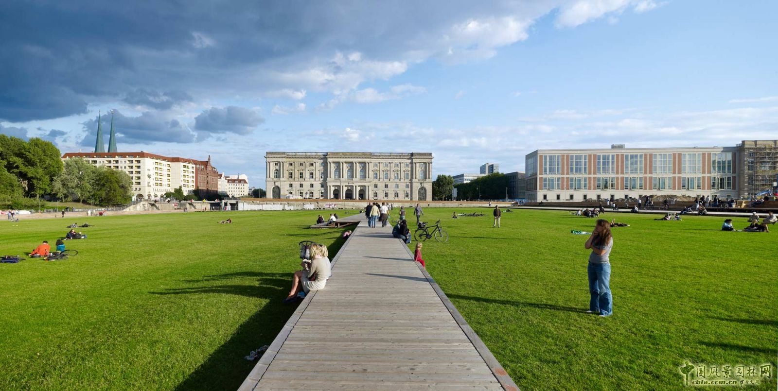 德國柏林人民宮外圍空間景觀改造設計