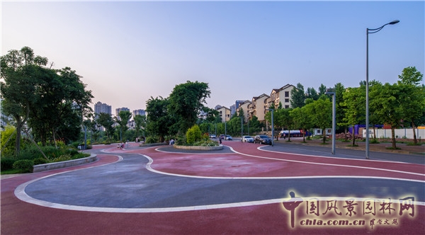 藍(lán)調(diào)國(guó)際：重慶金海灣濱江園  山水之城的濱水密境