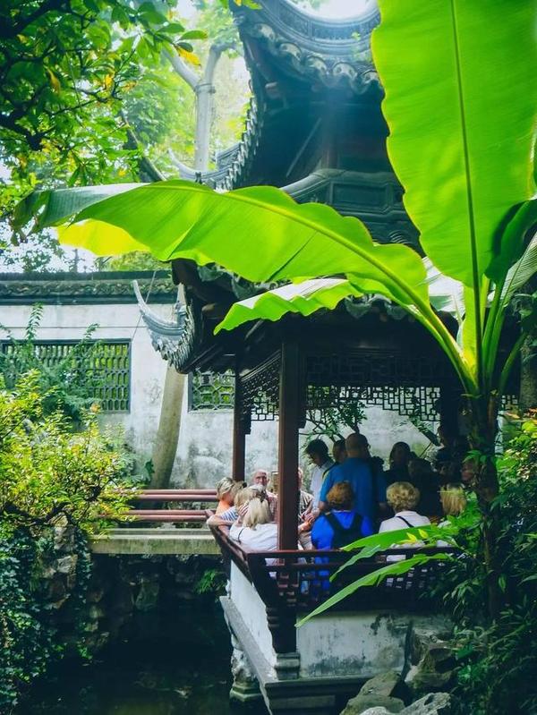 在江南古典園林豫園重拾上海的舊時(shí)光