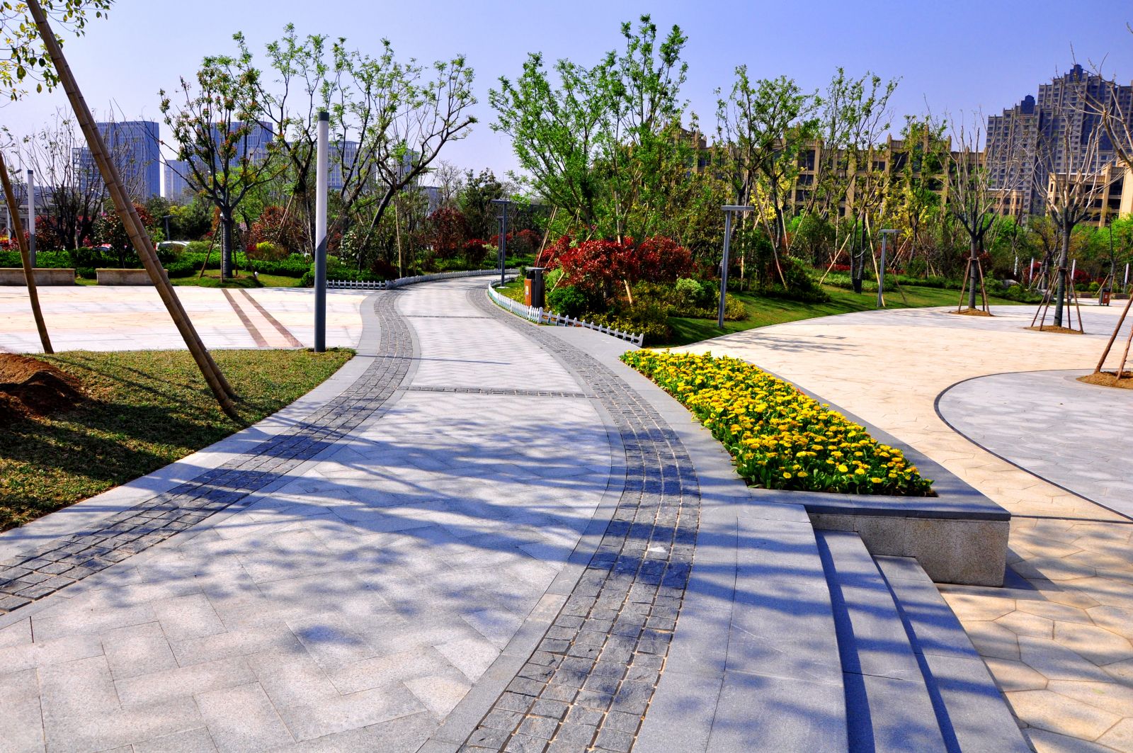 2016園冶杯專業(yè)獎(jiǎng)參賽項(xiàng)目：金龍湖珠山南北坡