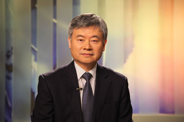 蔡繼明:擴(kuò)大宅基地流轉(zhuǎn)范圍推進(jìn)新型城鎮(zhèn)化