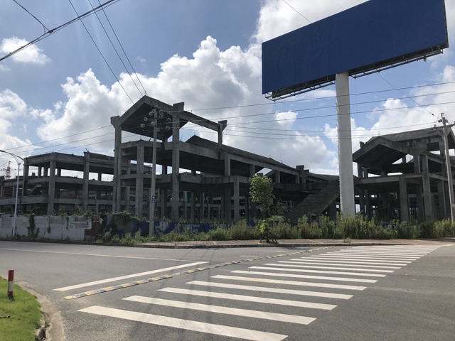 實地探訪擱淺的余姚特色小鎮:資金斷裂、廠房爛尾