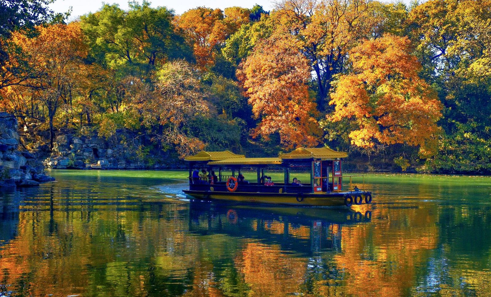 斑斕成景 北京市屬公園推出30處彩葉觀賞地