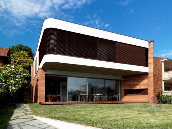 艾拉芒大街住宅