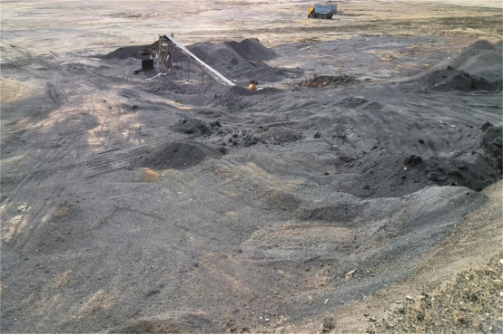 白云鄂博礦山修復前