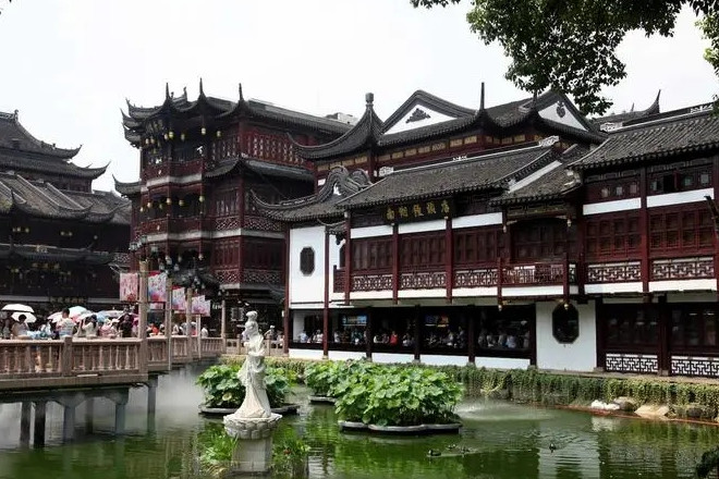 上海的知名園林都是由誰設計的？